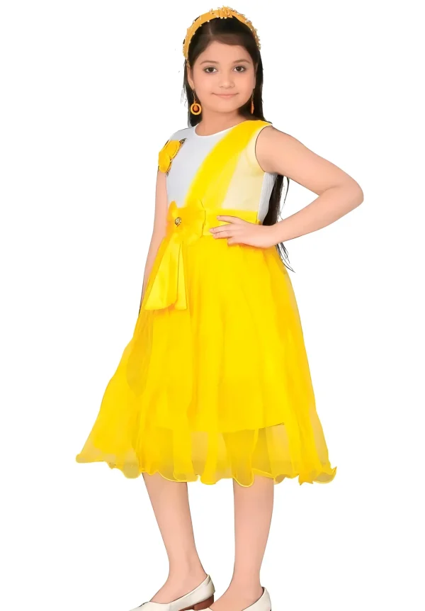 Girls middy/knee length/net fabric/color yellow
