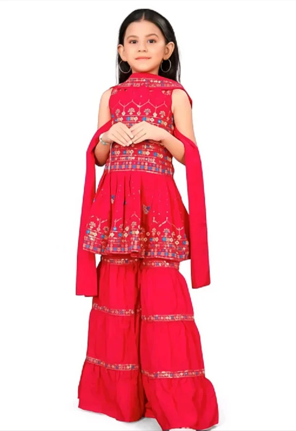 Ethnic wear kurta set/with dupatta