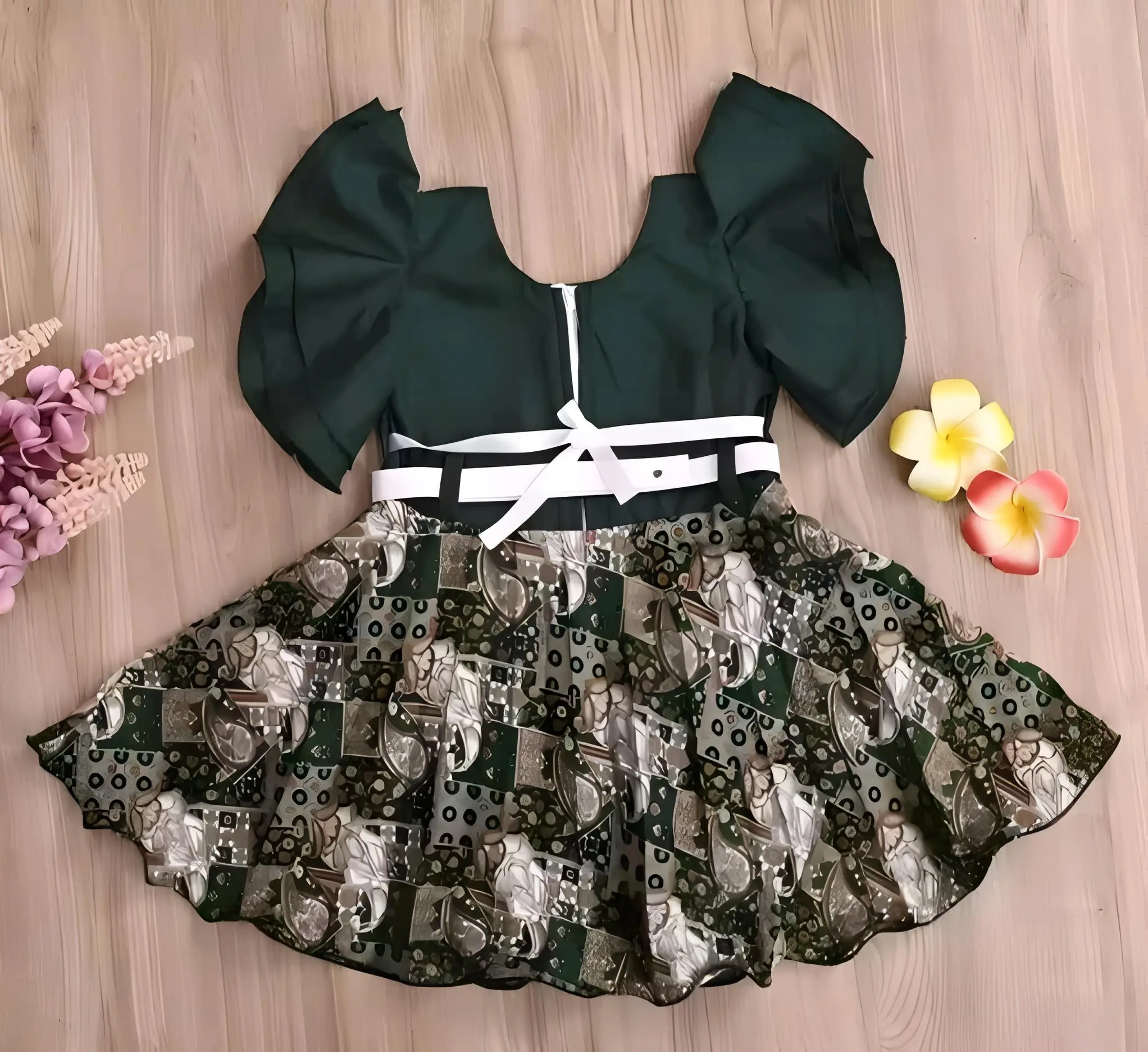Fancy frock/dress