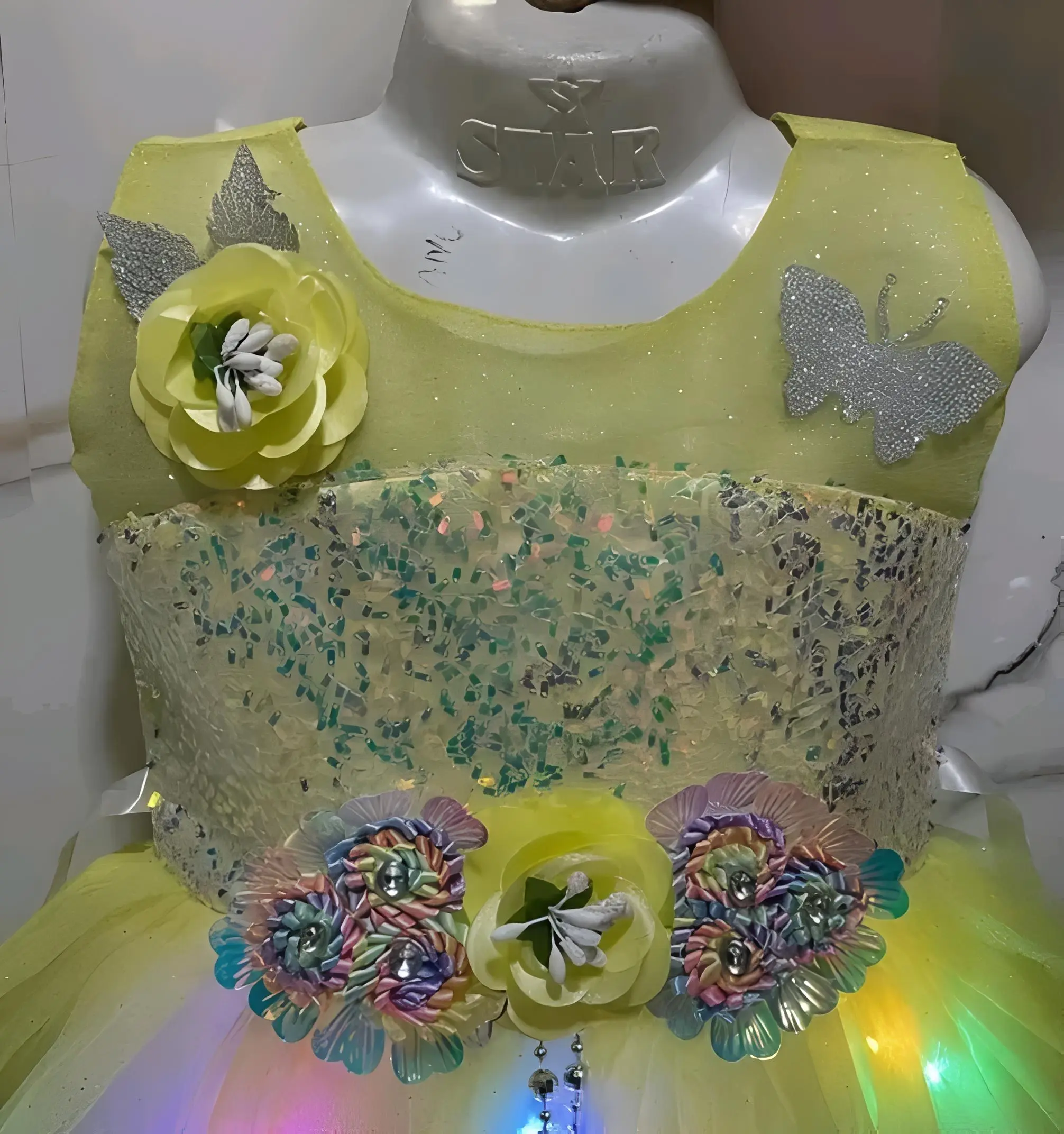 Princess stylish girl frock/light wali frock