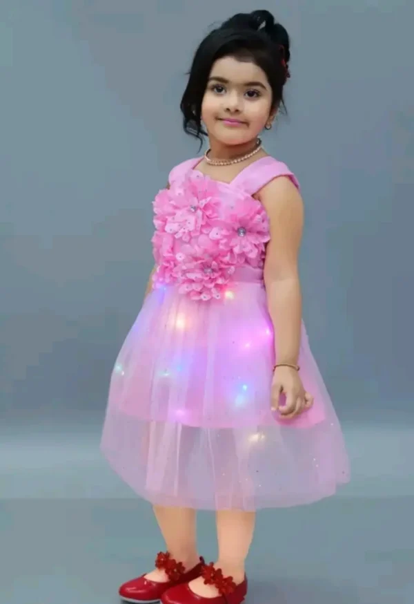 Party type light wali frock - Image 4