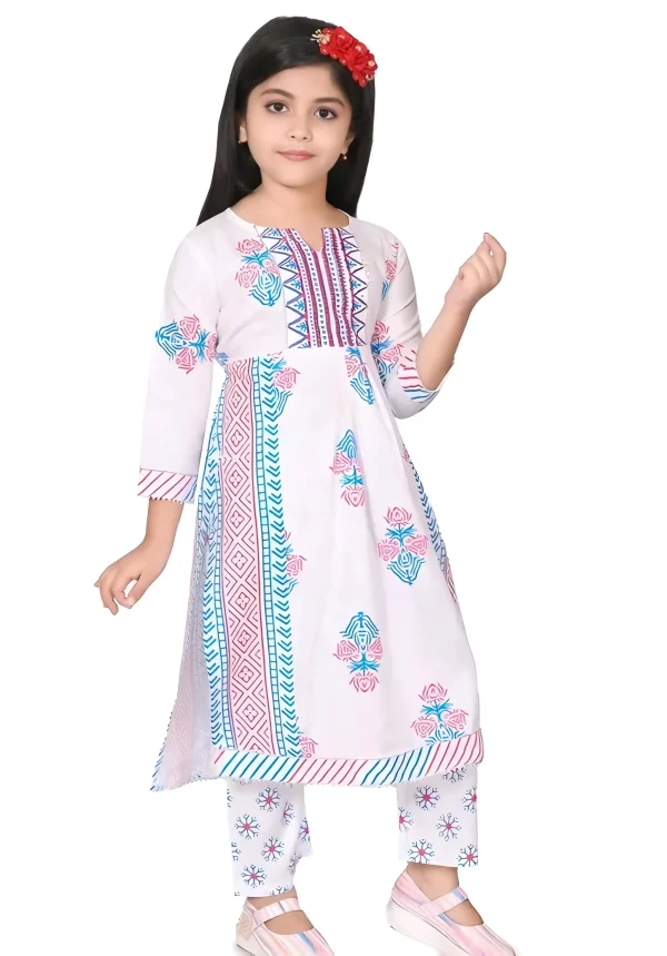 Printed kurti set for girls - Image 4