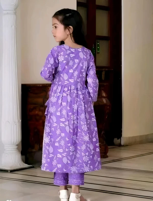 Girls classic kurta and pant set/with duppata - Image 4
