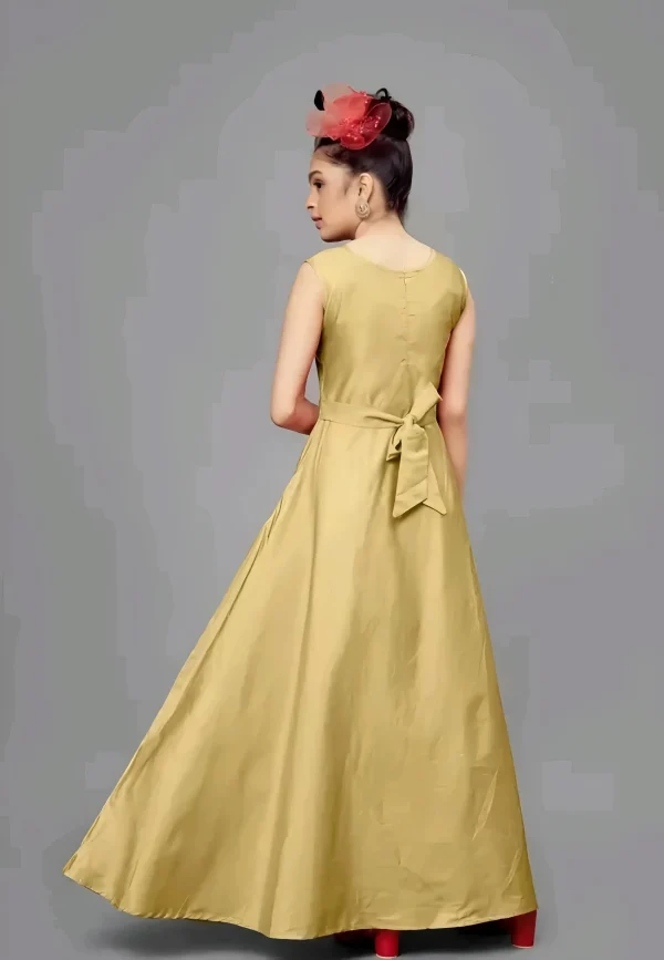 Girls solid round neck ethnic gown