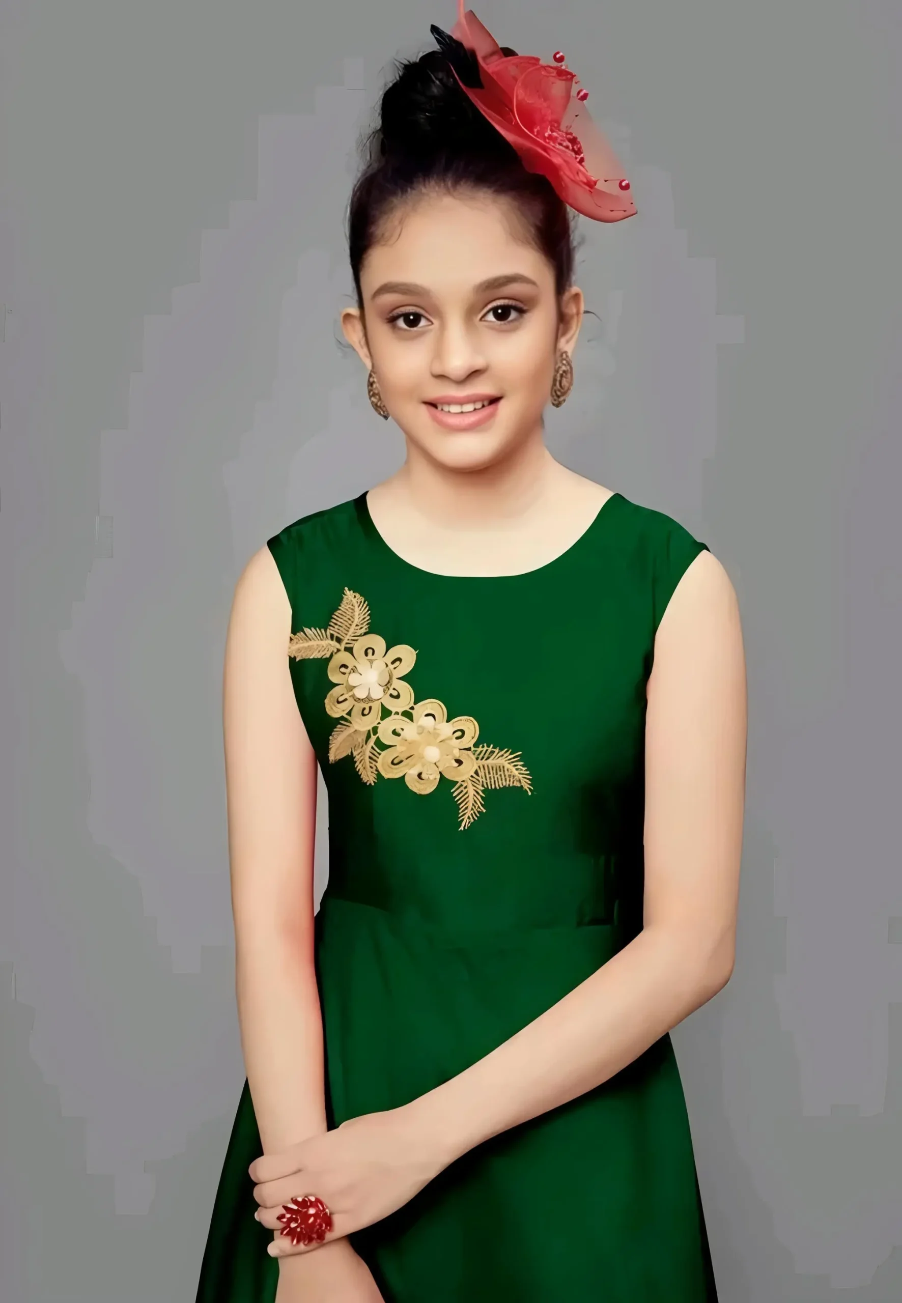 Girls solid round neck ethnic gown