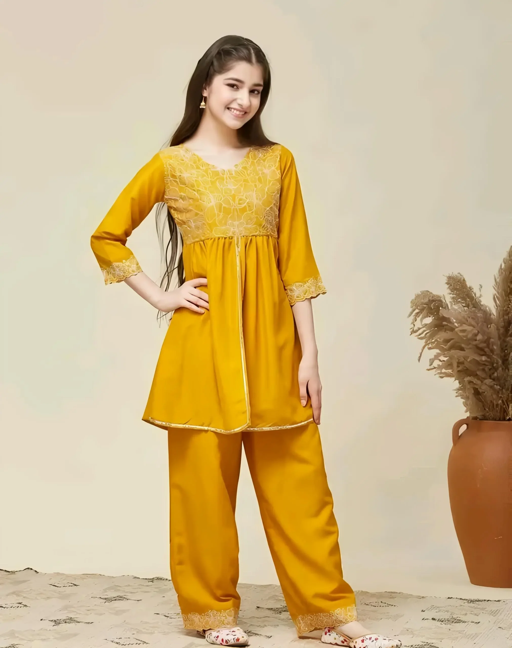 Embroidered kurta set
