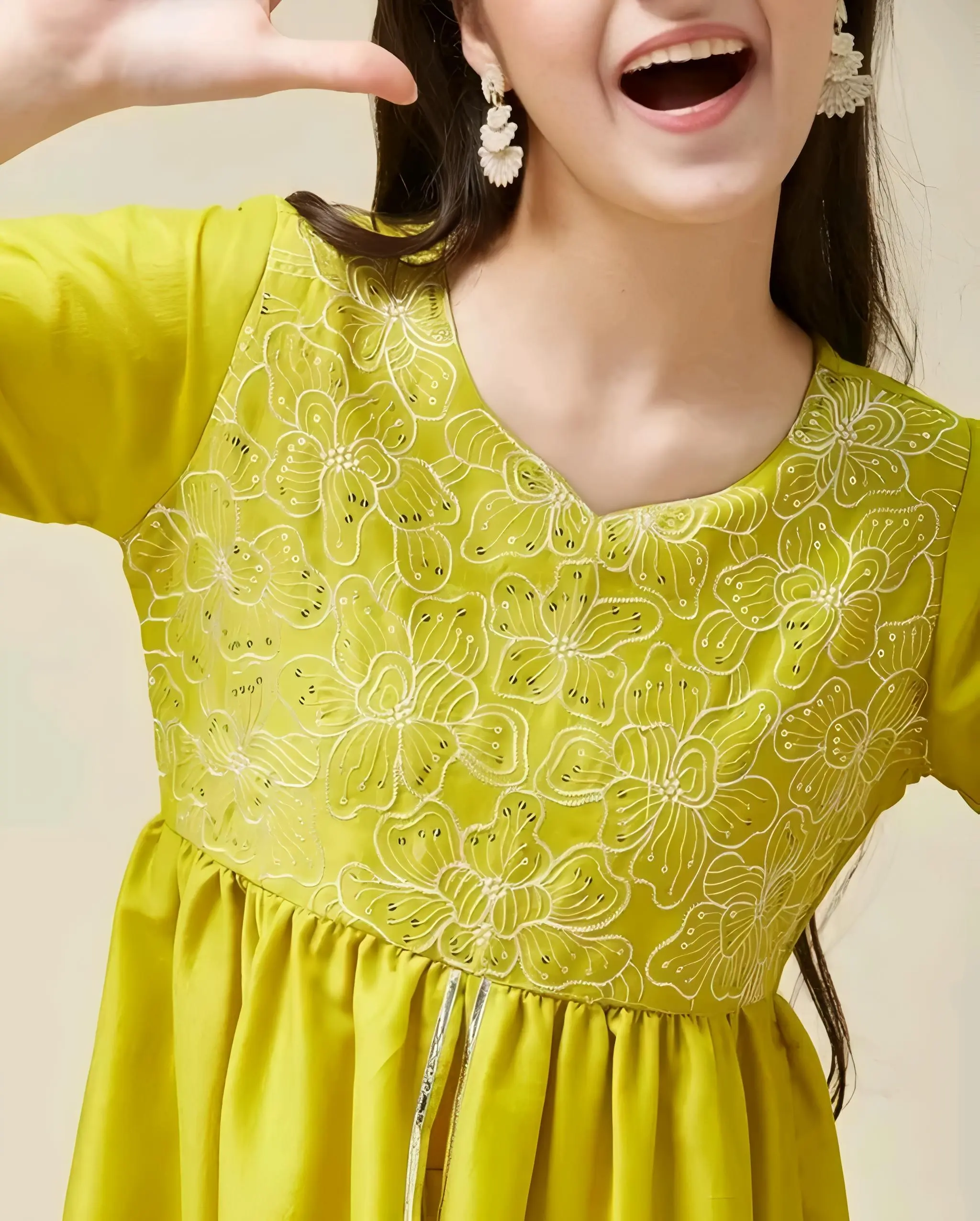 Embroidered kurta set