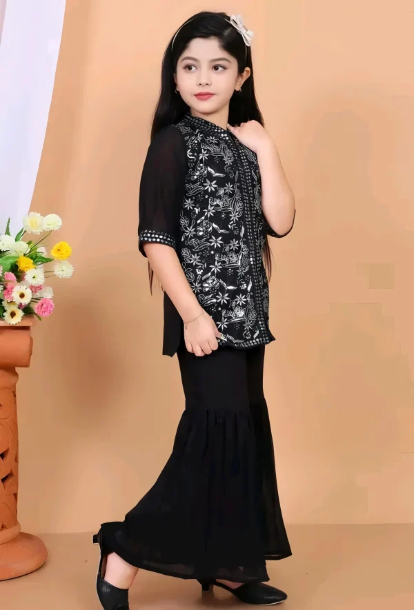 Trendy sharara set