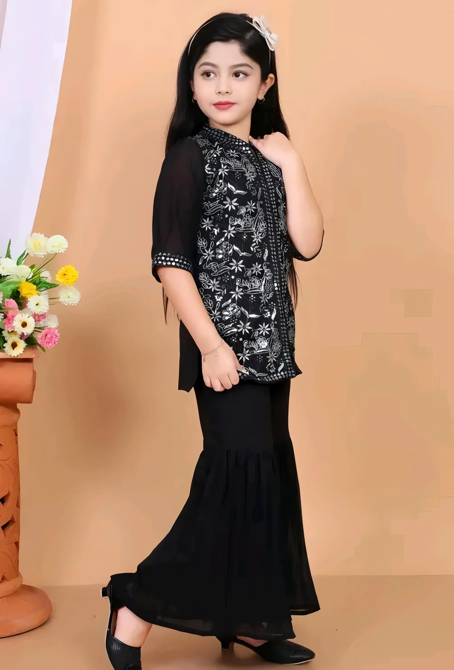 Trendy sharara set